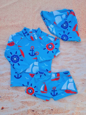 Kit com 2 Conjuntos:   Blusa + Sunga + Chapéu